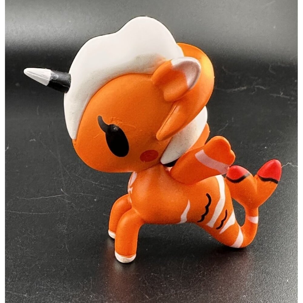Tokidoki Unicorno Mermicorno Marea Series 1 Clownfish Figure Orange White 3”‎